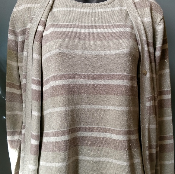 Sweater set - Picture 2 of 2